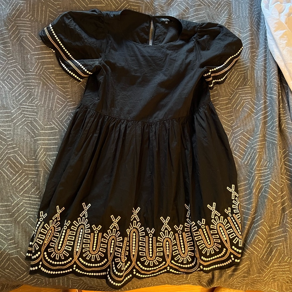 Madewell puff sleeve embroidered dress